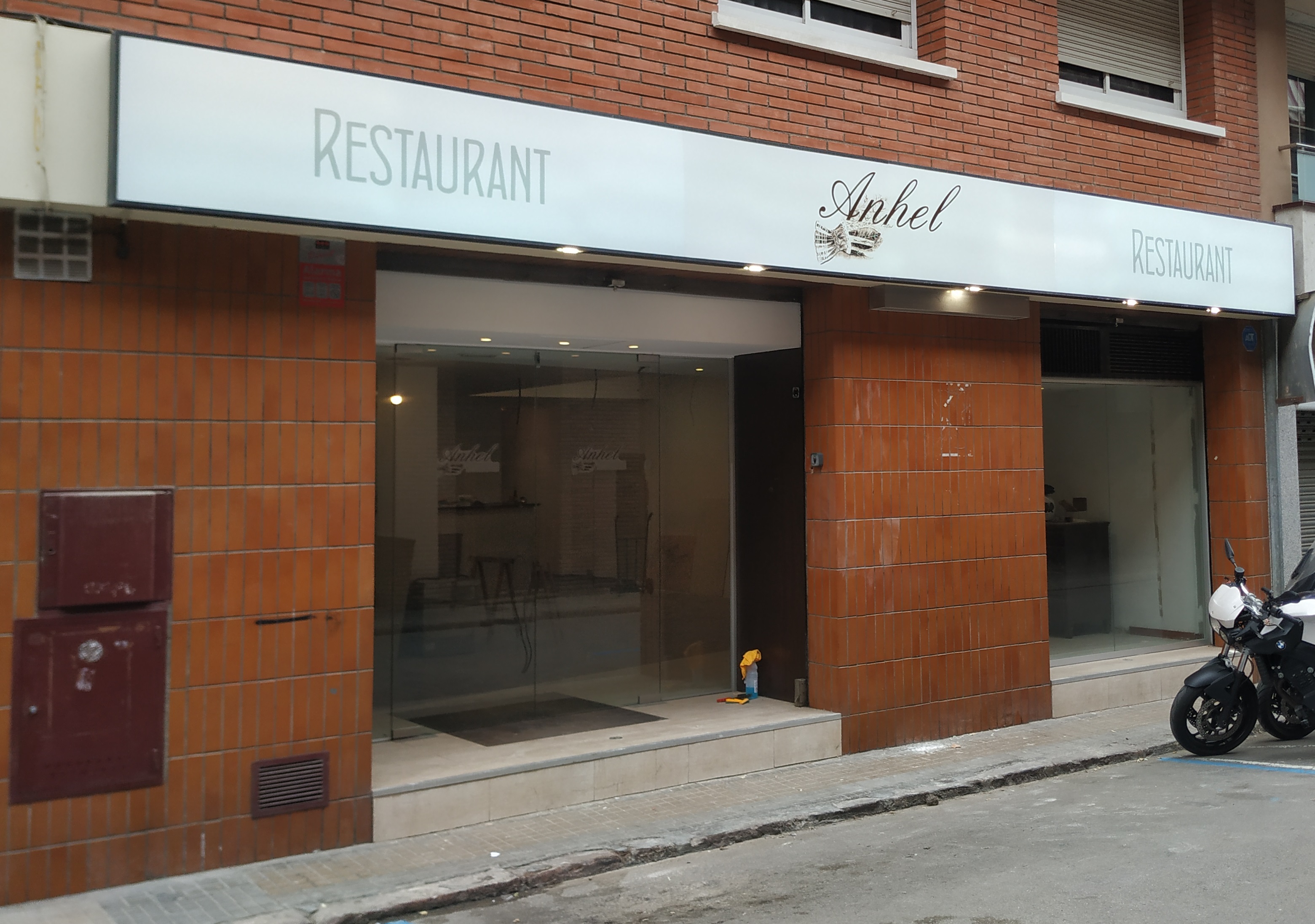 Anhel Restaurant